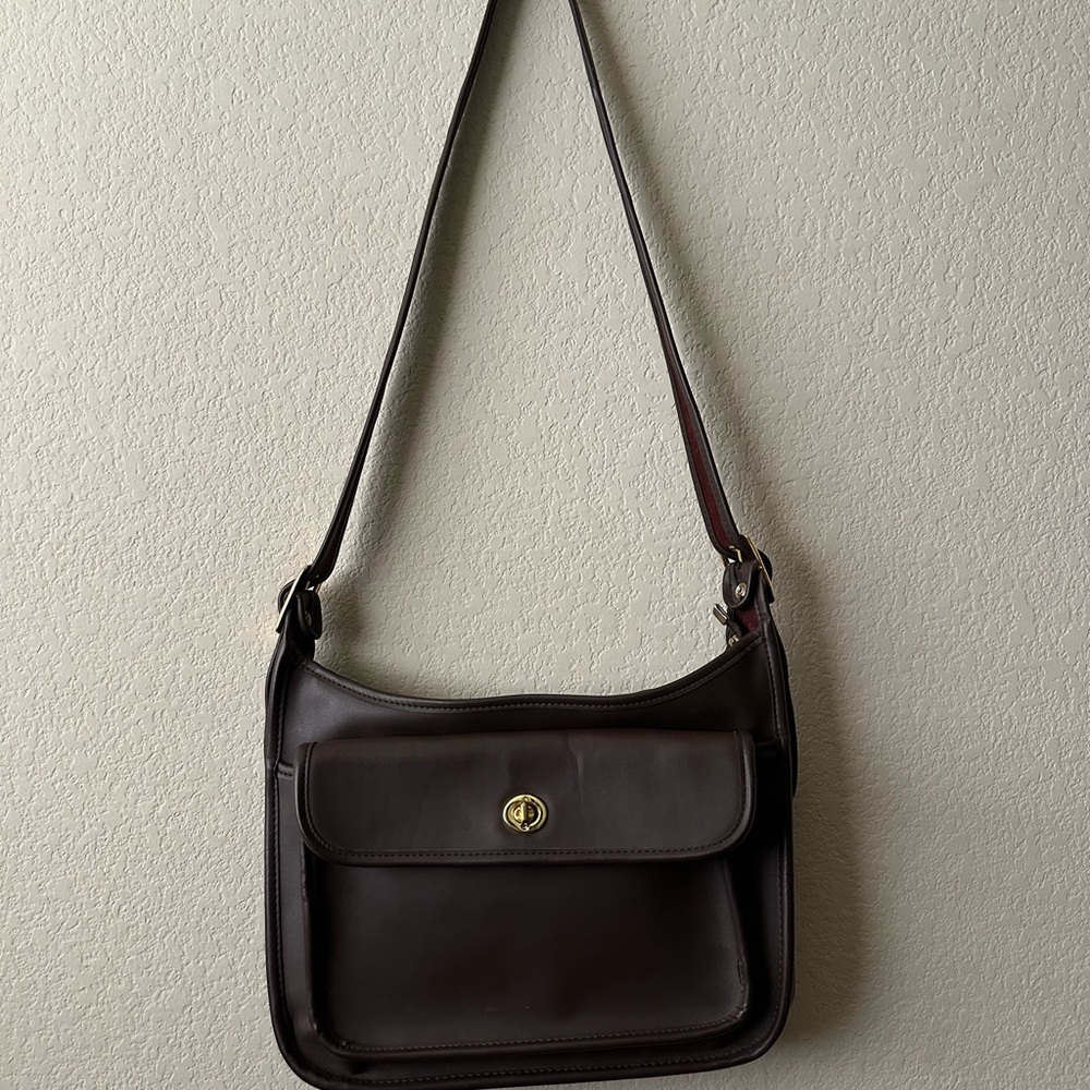 Vintage Inspired Brown Shoulder Bag